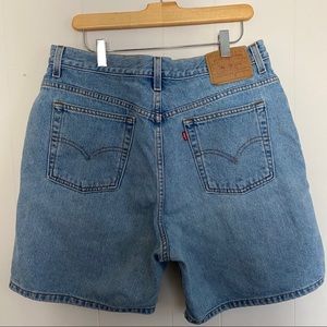Vintage Levi’s Mom Shorts